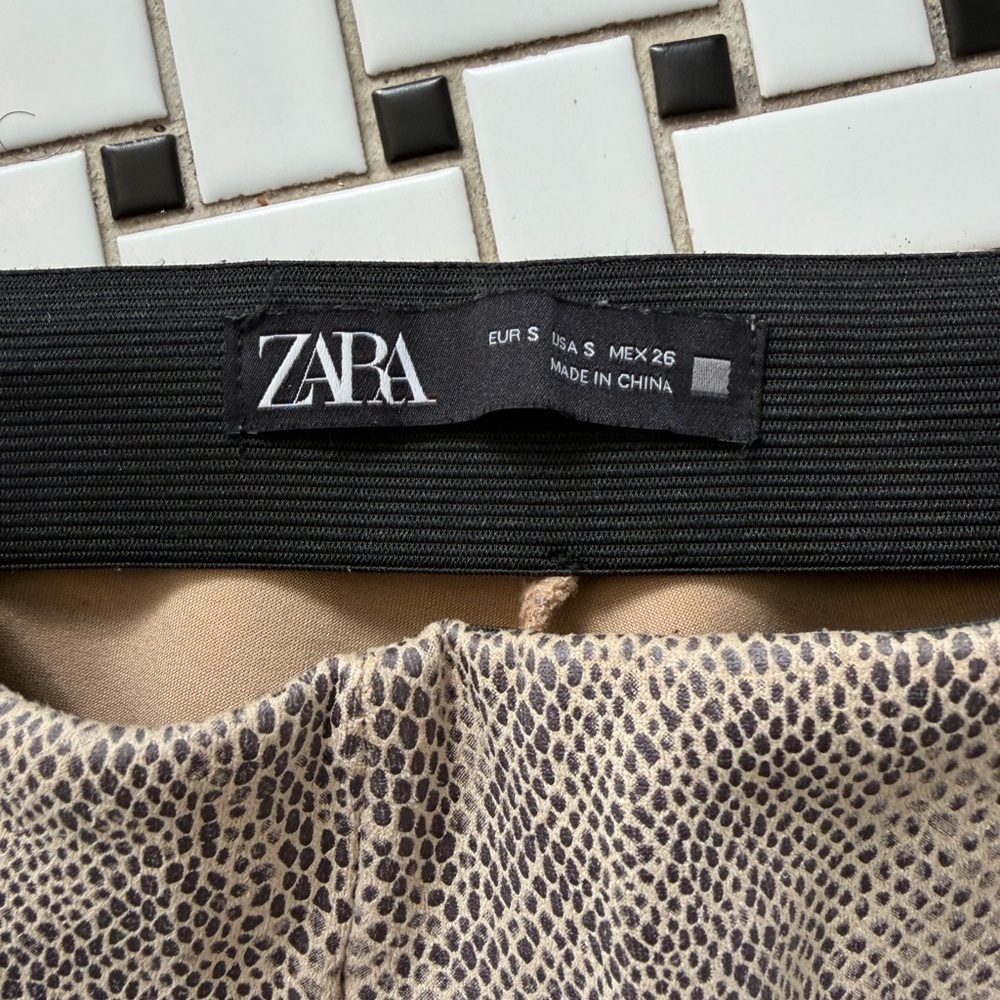 Zara Beige and Black Patterned Trousers - Picture 3 of 6